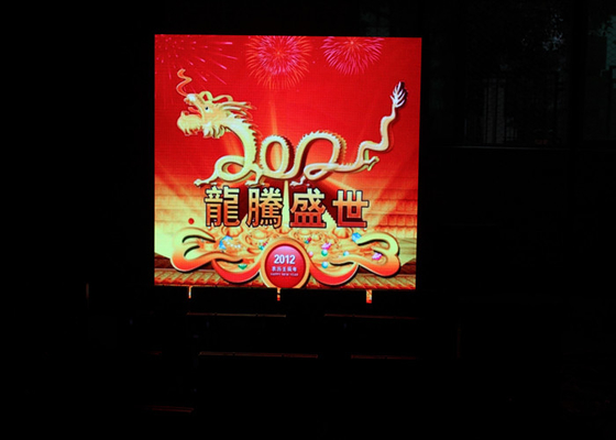 China La pantalla interior 4m m/multicolor de la etapa LED de la función multi llevó la tablilla de anuncios fábrica