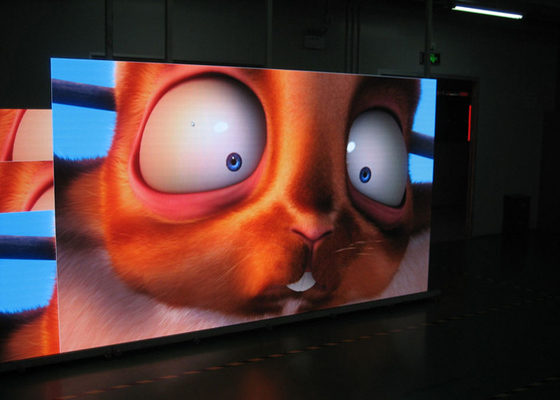 China Pequeña pantalla llevada SMD de alta resolución 400*300*66m m de la echada LED de la exhibición fábrica